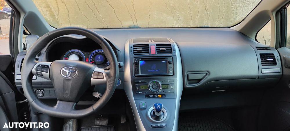 Toyota Auris - 7