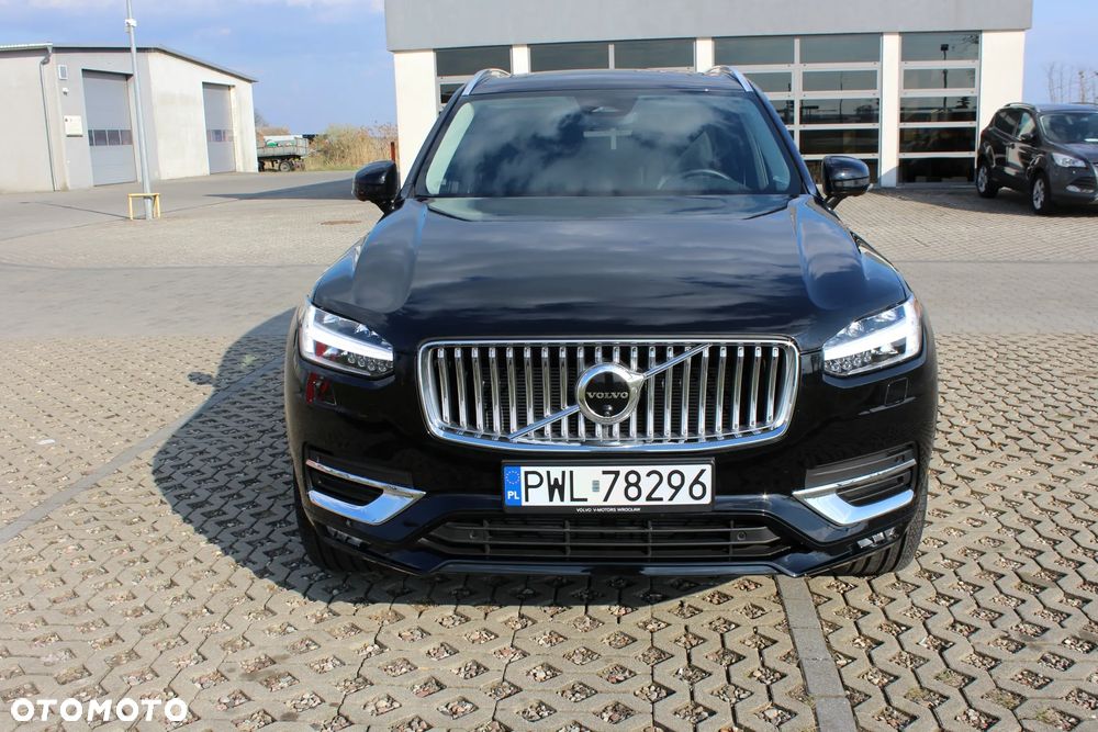 Volvo XC 90 - 9