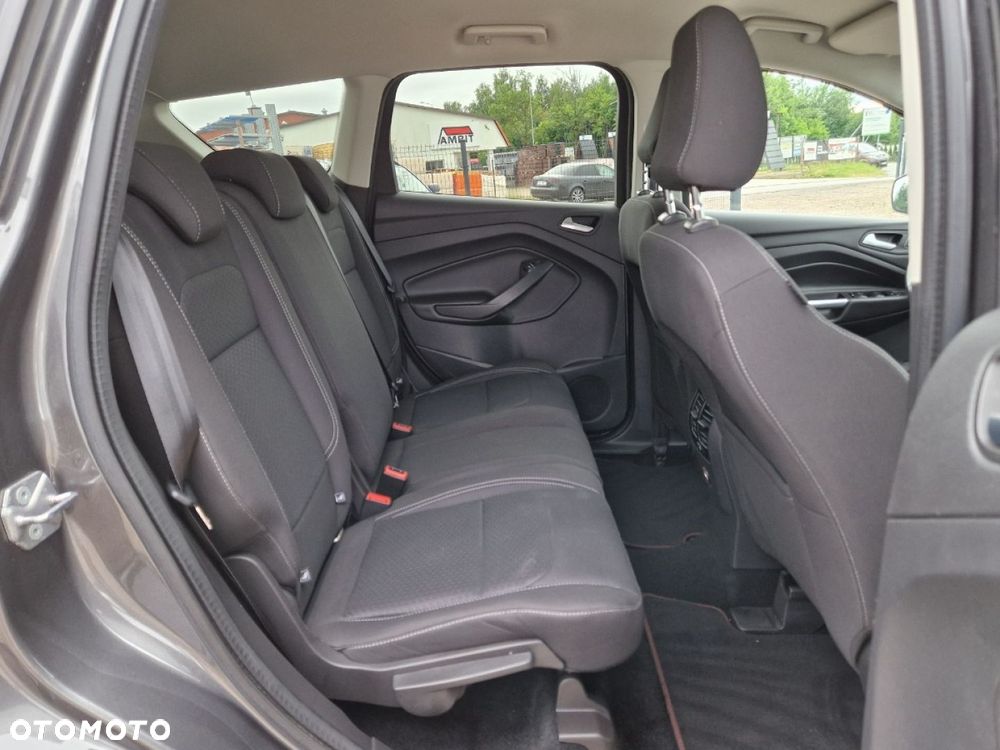 Ford Kuga - 19
