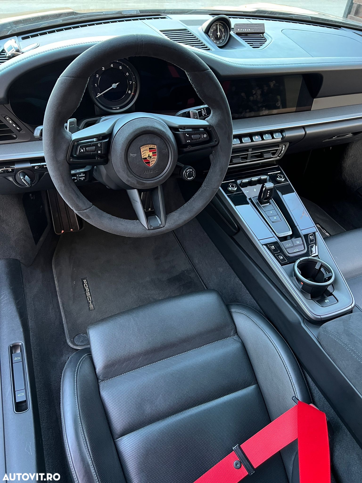 Porsche 911 Carrera 4S PDK - 11