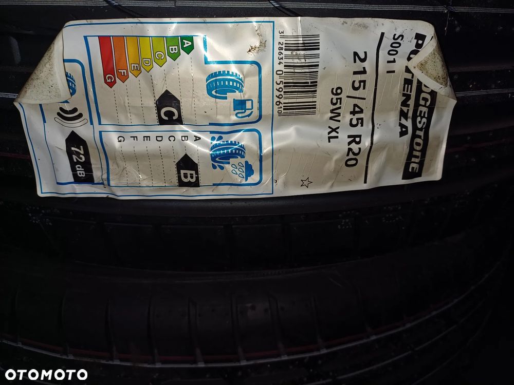 215/45/20 Bridgestone - 2