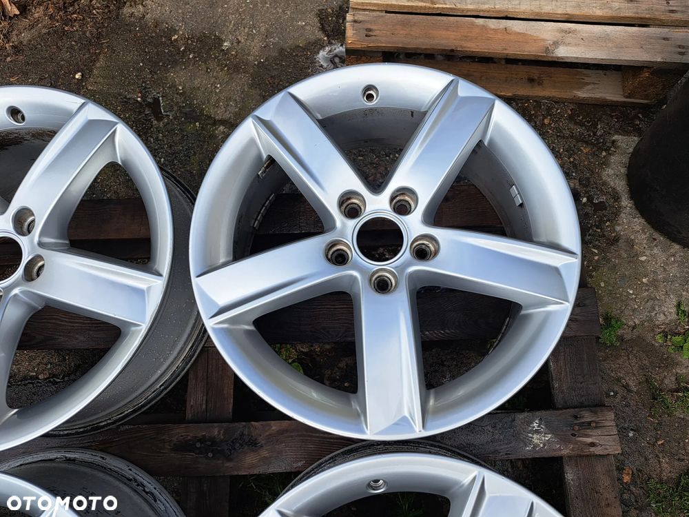Oryg. Audi A4 A3 A6 8k 8k0 b8 8k0071497 S-Line 7j 17 et46 - 4
