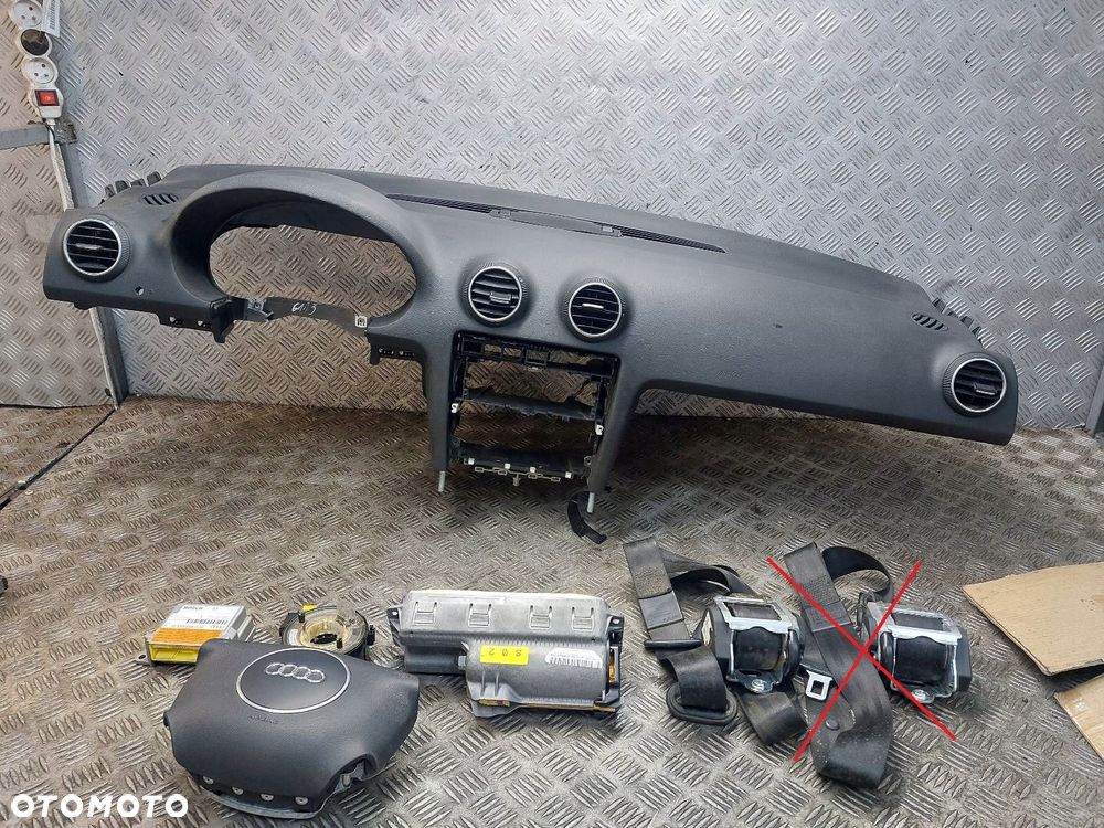 ZESTAW AIRBAG KOKPIT POSTRZAŁOWY AUDI A3 8P 8P0959655D 1K0959653 - 1