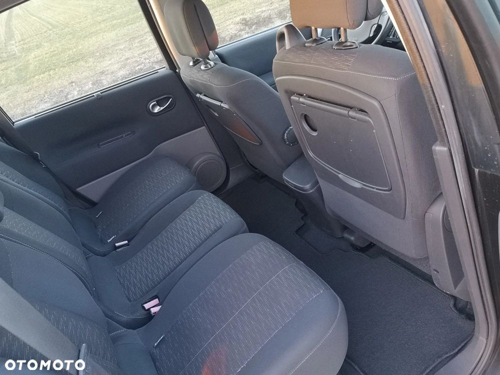 Renault Grand Scenic 2.0 16V Luxe Privilege - 25