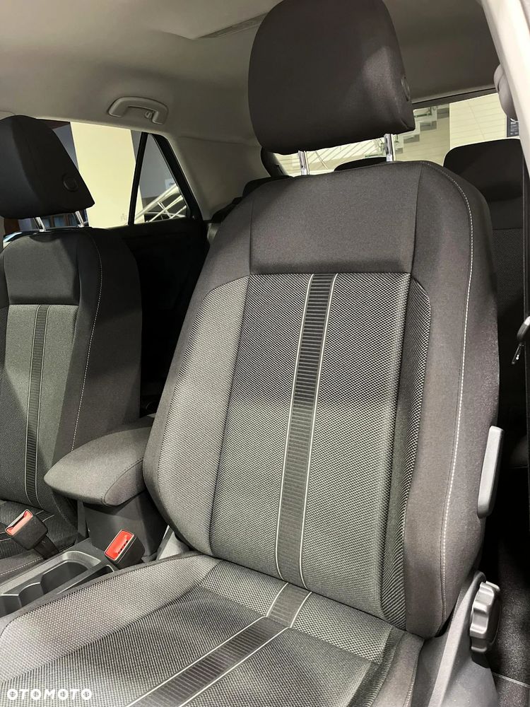 Volkswagen T-Roc ver-1-5-tsi-life-plus-dsg - 12