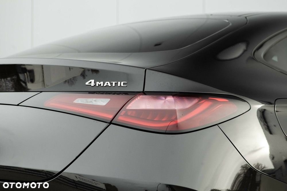 Mercedes-Benz GLC - 11