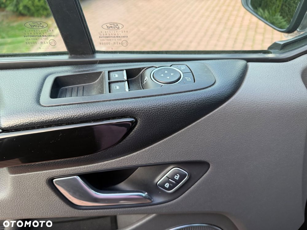 Ford Tourneo Custom 2.0 EcoBlue L1 Titanium - 28