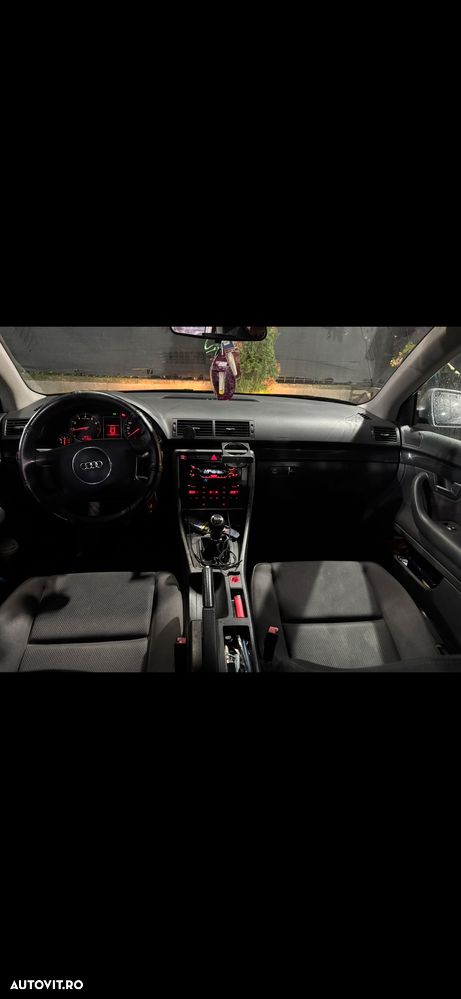 Audi A4 Limuzina 1.6 - 5