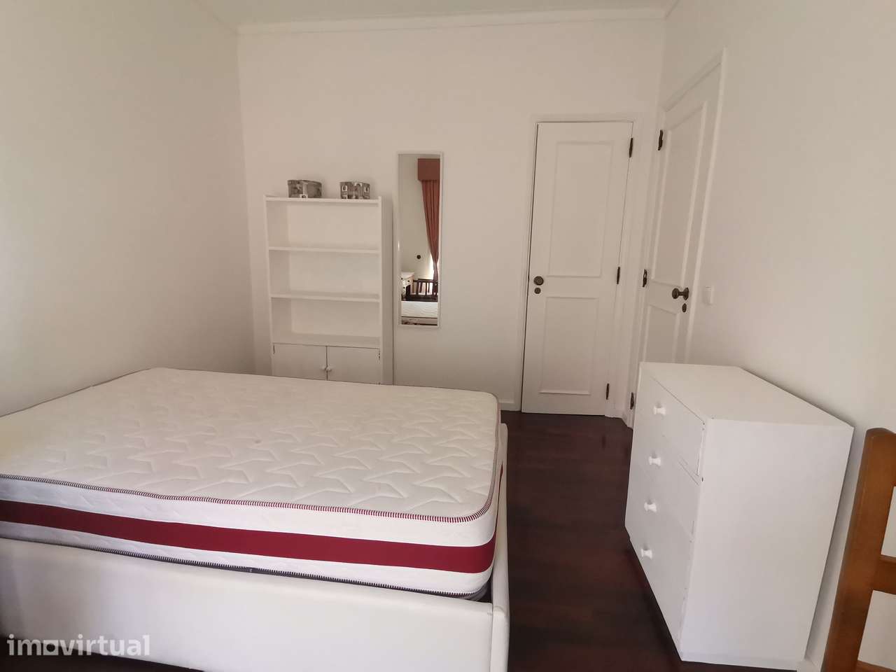 Apartamento T2 com garagem em Coimbra - Grande imagem: 2/15