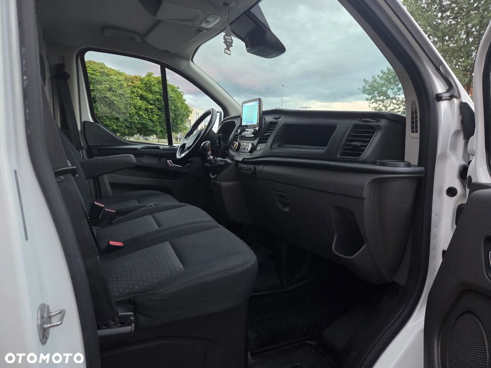 Ford Transit Custom - 16