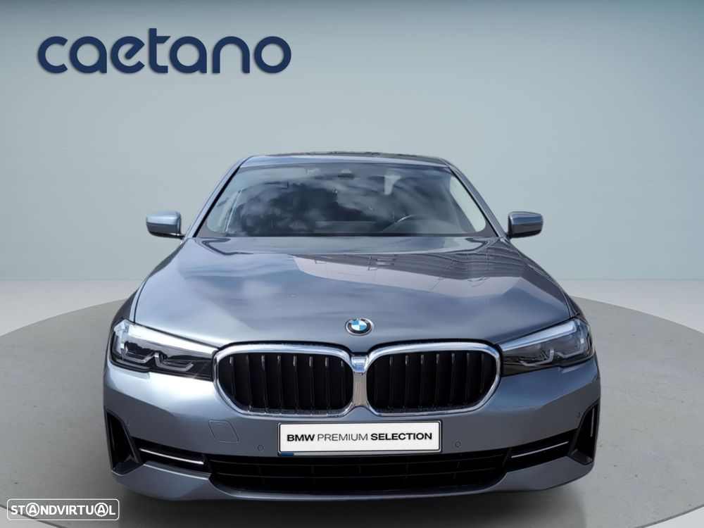 BMW 520 d Line Luxury Auto - 2