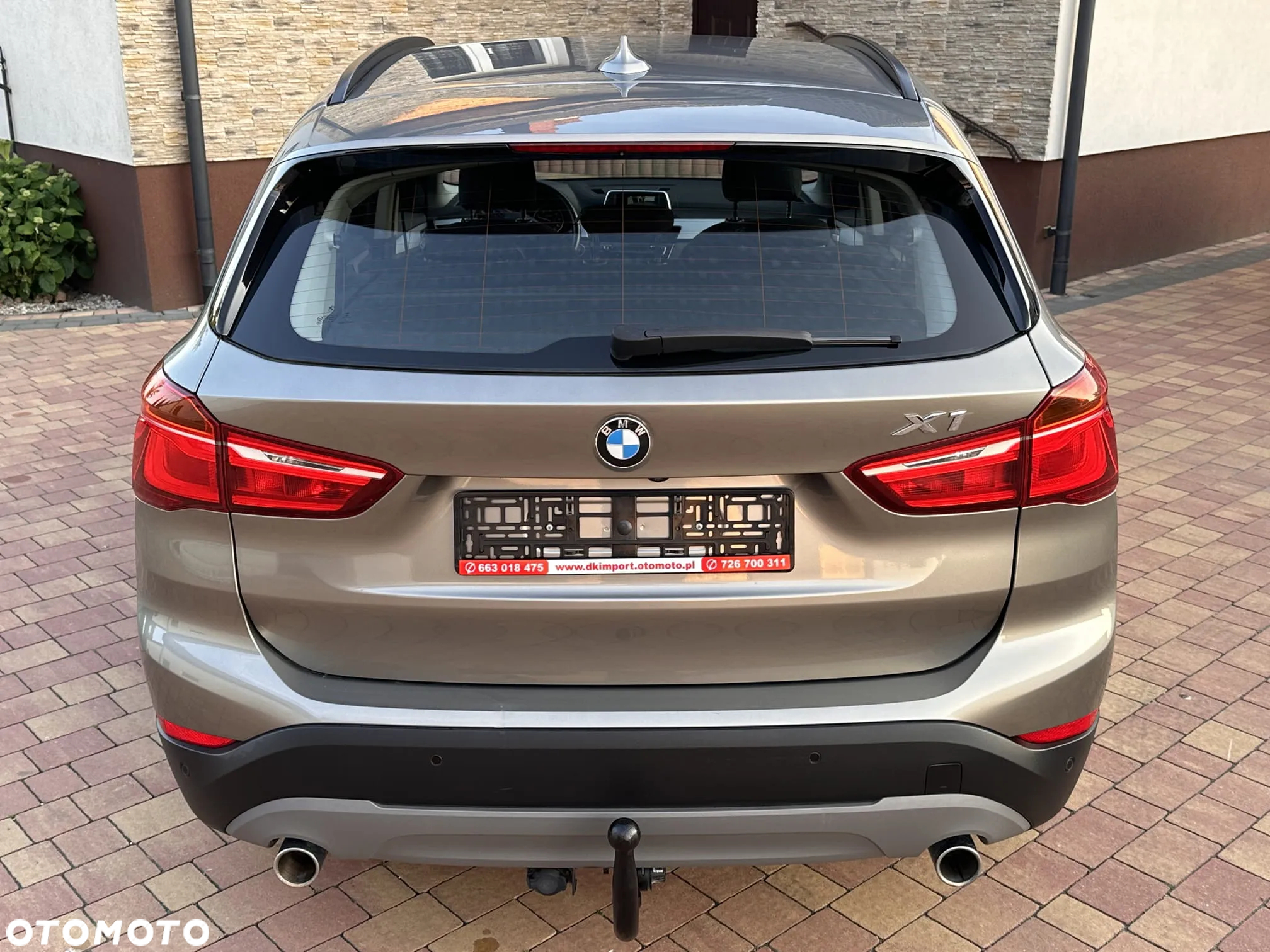 BMW X1 sDrive20d - 11