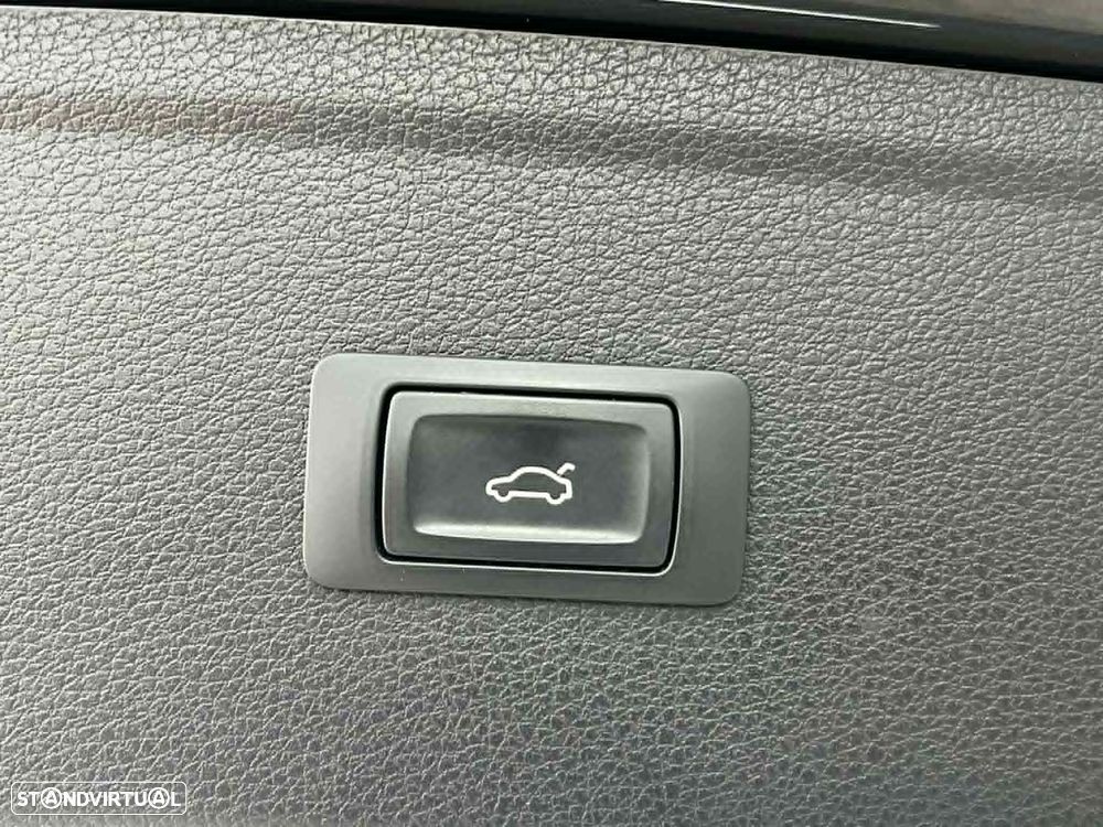 Audi Q5 2.0 TDI quattro Sport S-tronic - 37