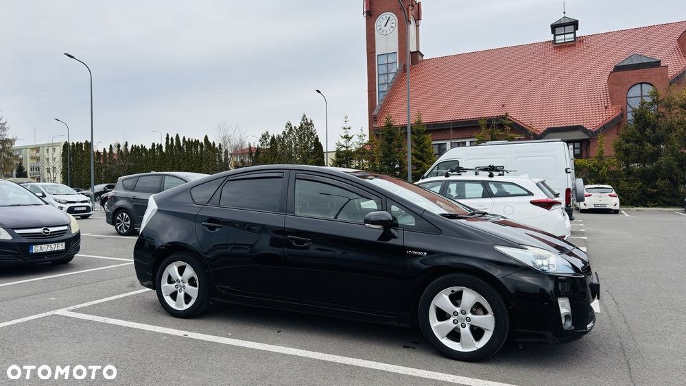 Toyota Prius 1.5 VVT-i Sol - 1
