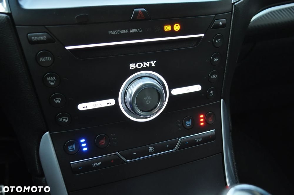 Ford Edge 2.0 TDCi 4x4 ST-LINE - 21