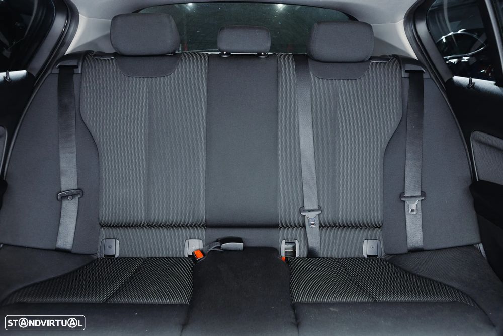 BMW 116 d Aut. Advantage - 9