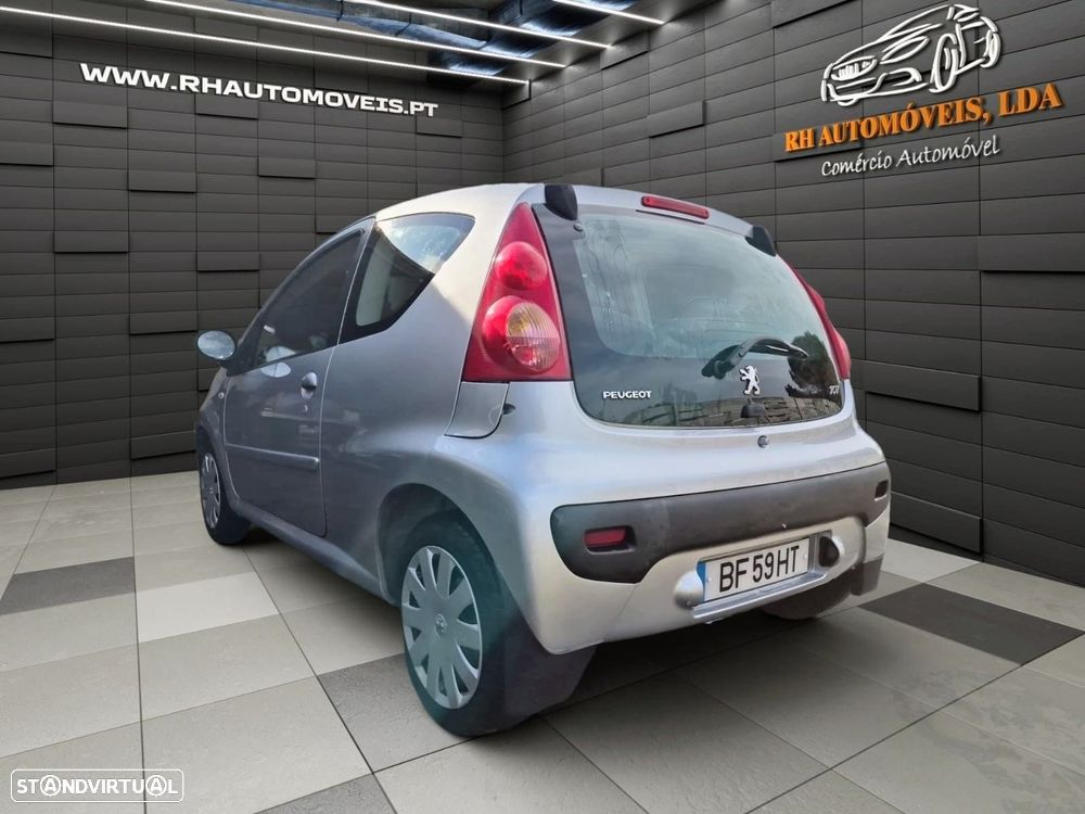 Peugeot 107 1.0 Urban - 3