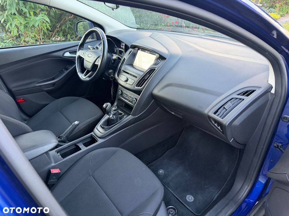 Ford Focus 1.0 EcoBoost Start-Stopp-System Champions Edition - 12