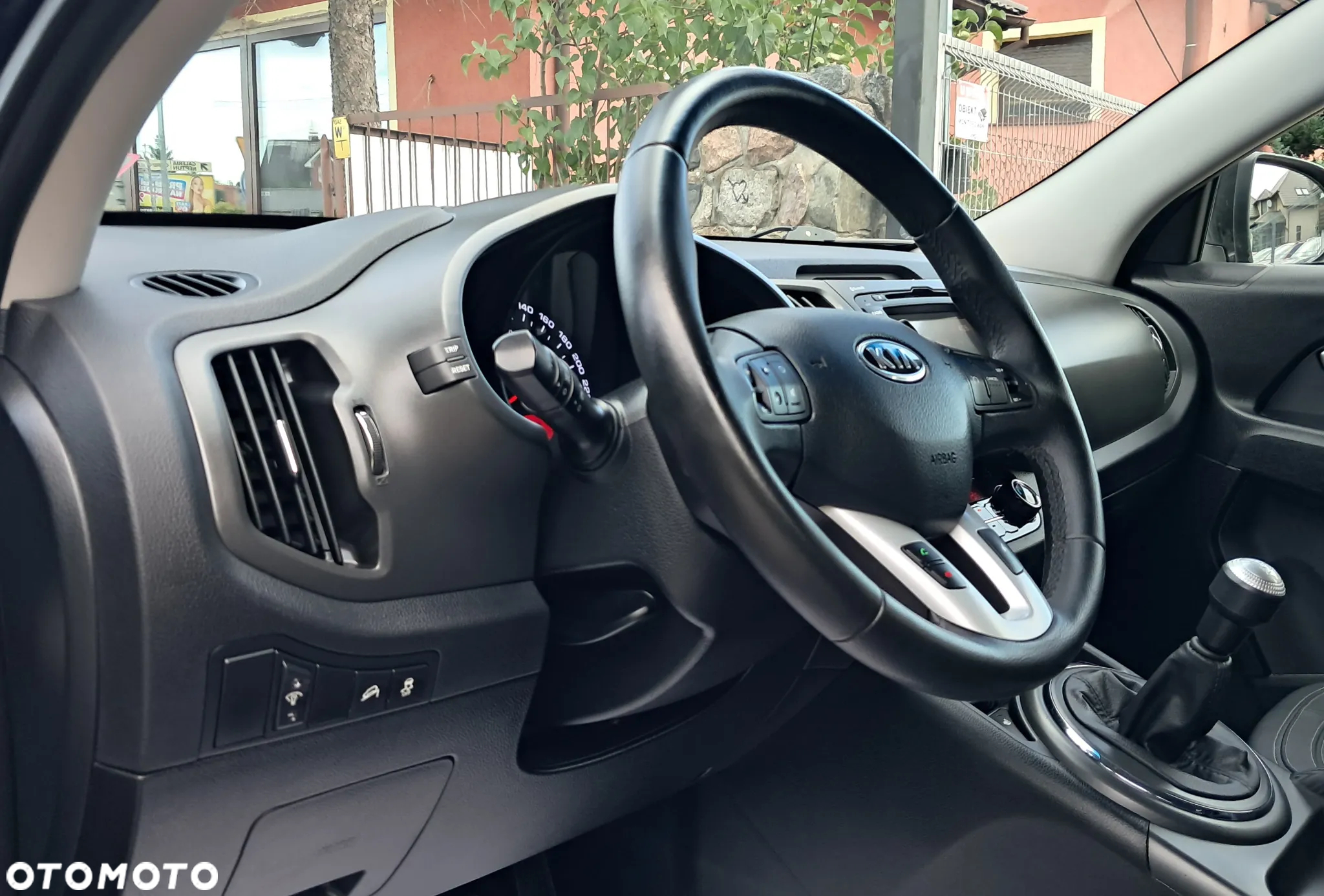 Kia Sportage - 30