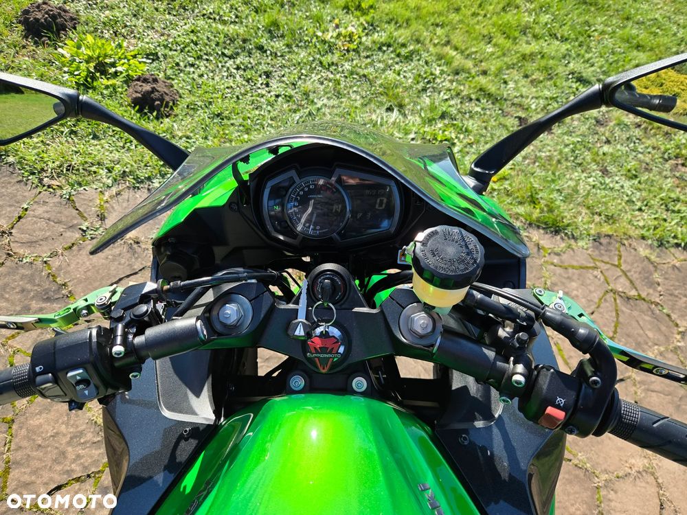 Kawasaki Z - 11