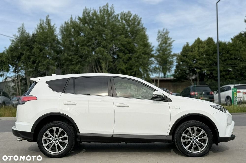 Toyota RAV4 - 14