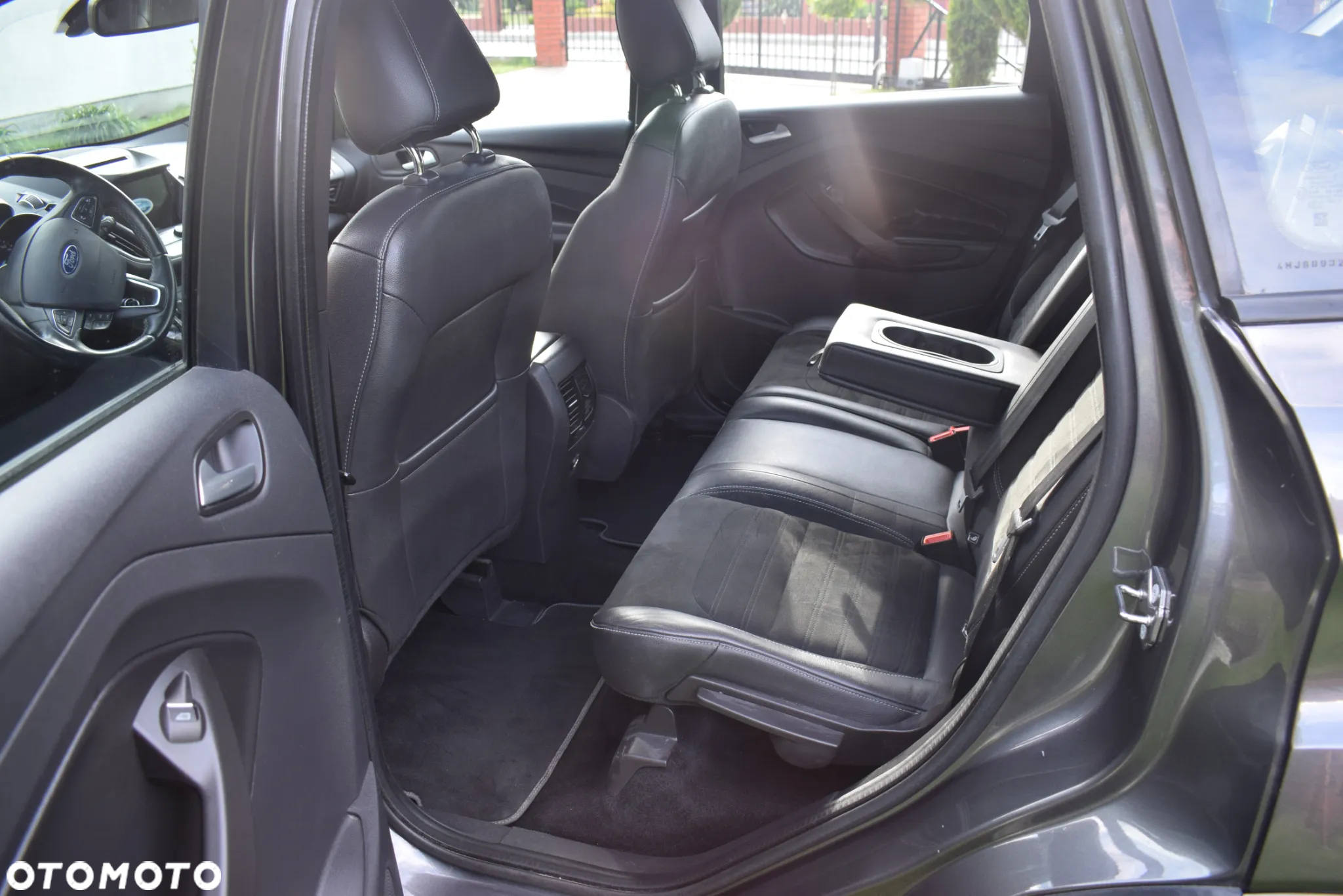 Ford Kuga 2.0 TDCi 4x4 ST-Line - 13
