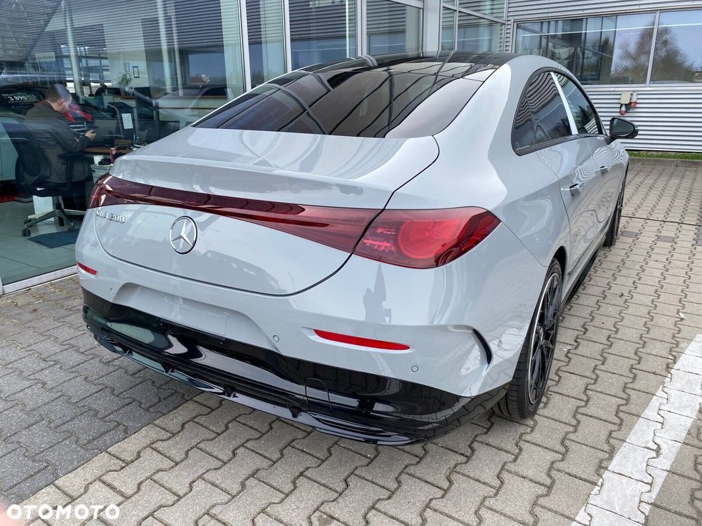 Mercedes-Benz CLA - 4
