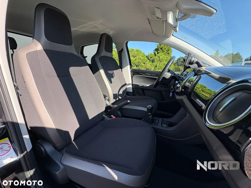 Volkswagen up! 1.0 high - 16