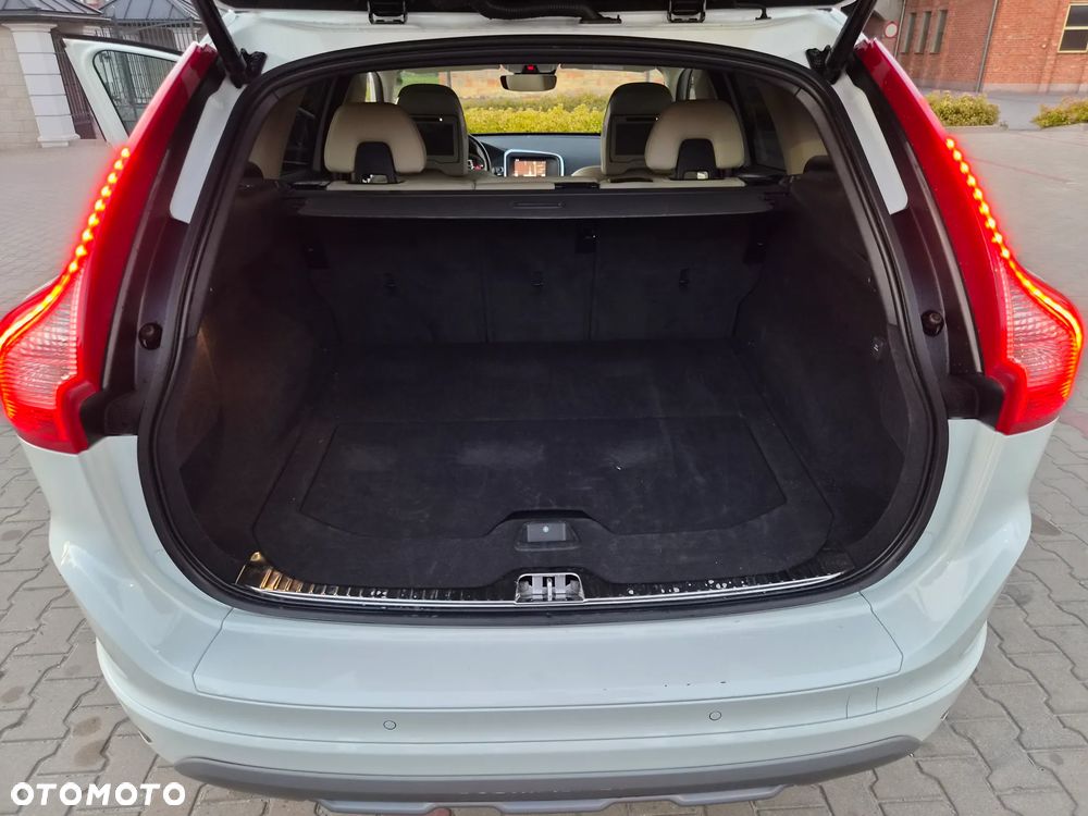 Volvo XC 60 D4 Drive-E Summum - 30