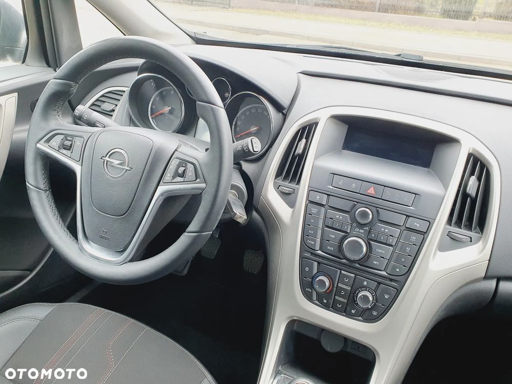 Opel Astra 1.4 Turbo - 24