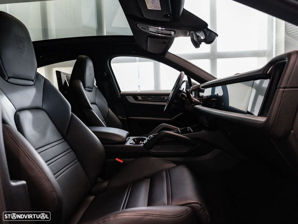 Porsche Cayenne Coupé S E-Hybrid Tiptronic S - 34