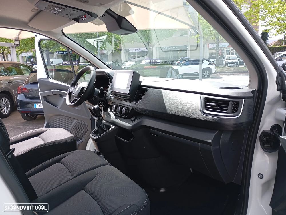 Renault Trafic L2H1 Longa 150cv - 11