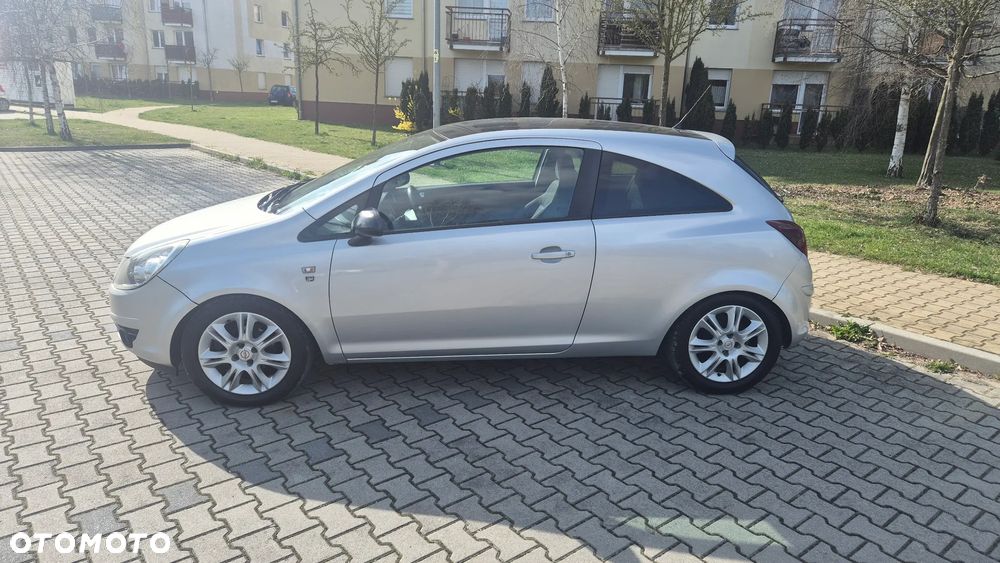 Opel Corsa - 11