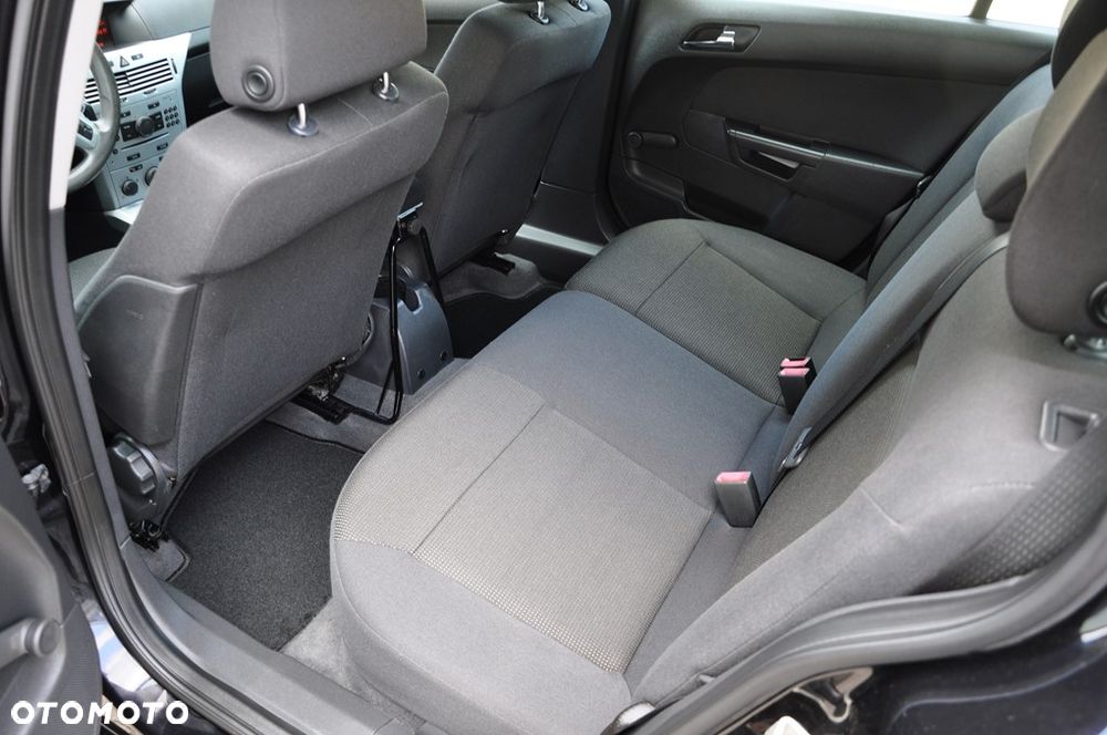 Opel Astra 1.4 Start - 28