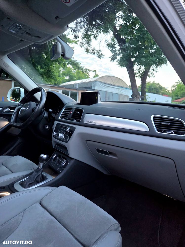 Audi Q3 2.0 TDI Quattro S tronic - 4