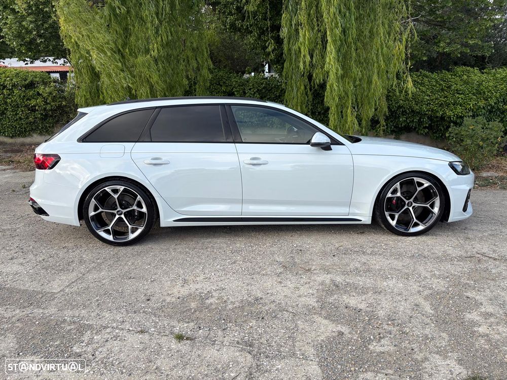 Audi RS4 Avant quattro tiptronic - 47