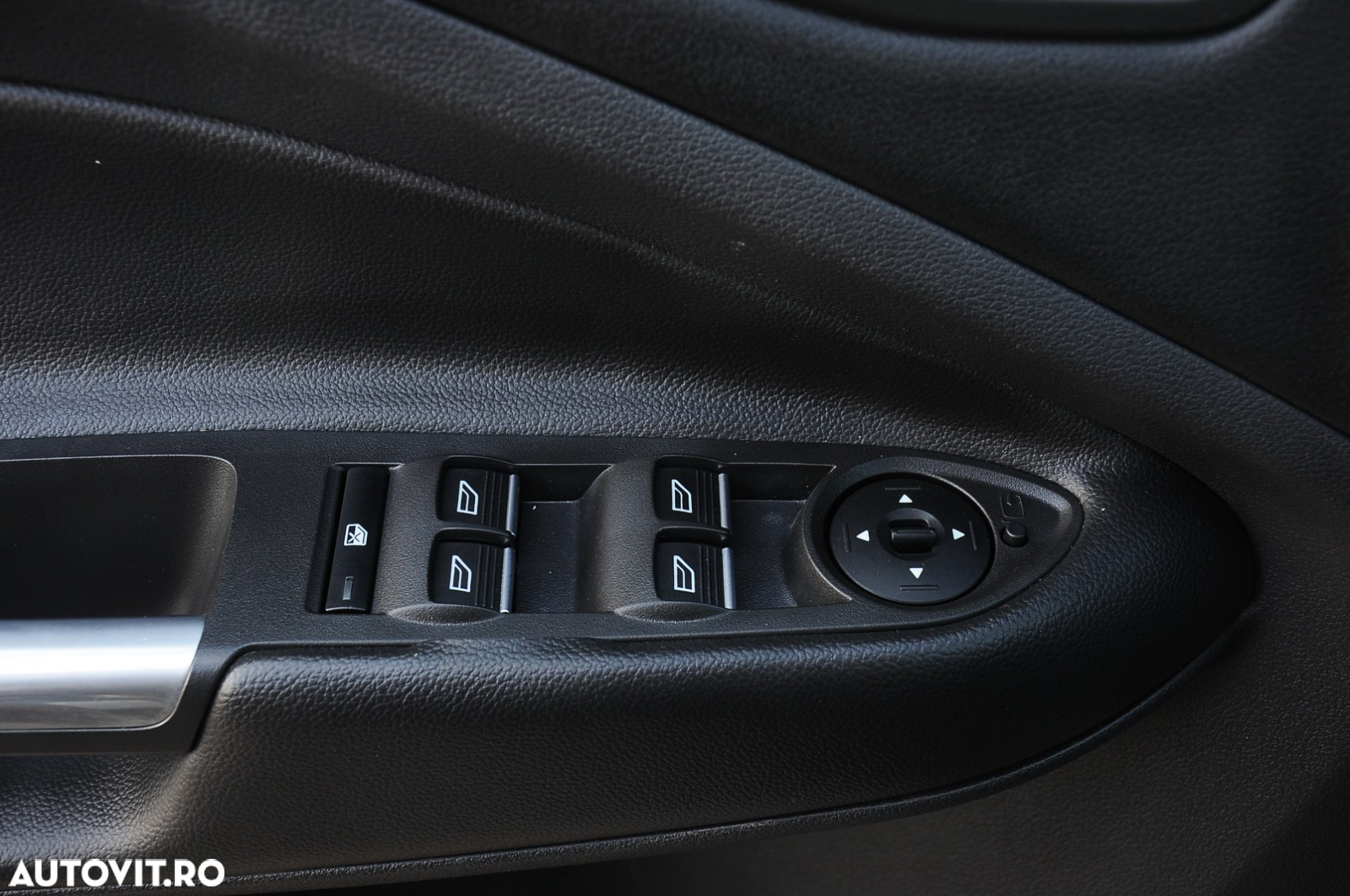 Ford Kuga 2.0 TDCi 4WD Powershift Titanium - 9