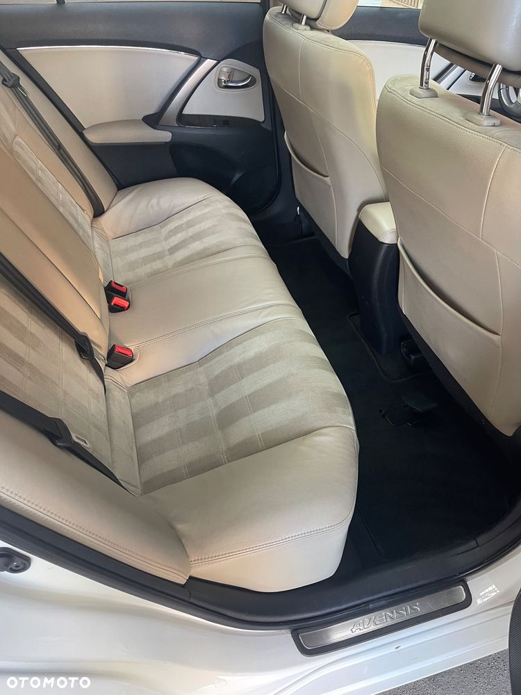 Toyota Avensis 2.2 D-CAT Prestige - 14