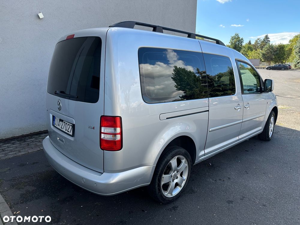 Volkswagen Caddy 2.0 TDI Comfortline 4Motion - 19