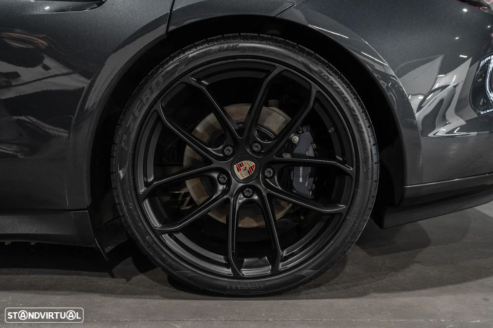 Porsche Taycan Standard - 31