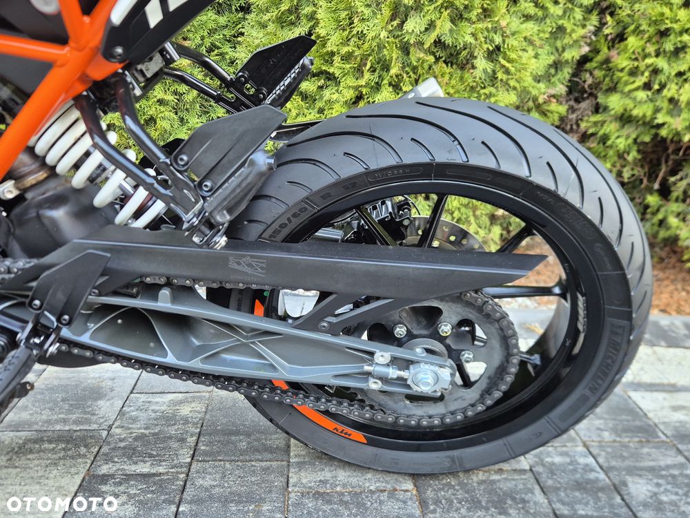 KTM Duke - 16