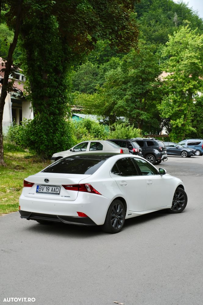 Lexus Seria IS - 3