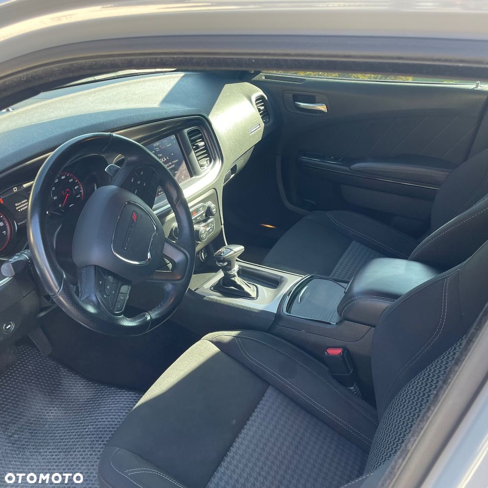 Dodge Charger 3.6 GT - 8