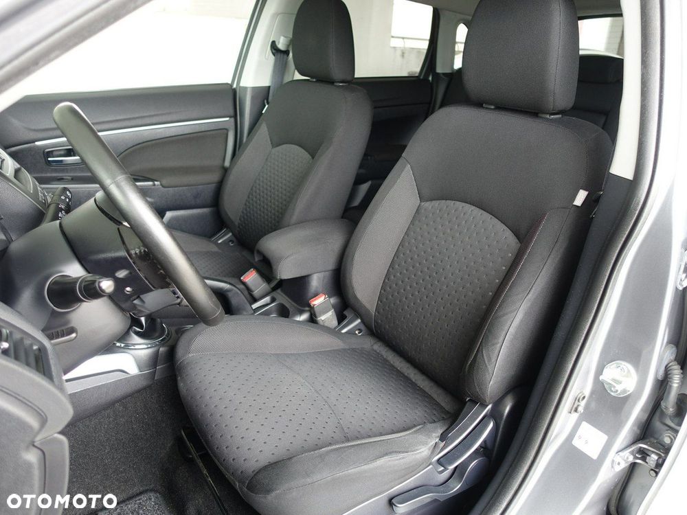 Mitsubishi ASX 1.6 Intense - 15