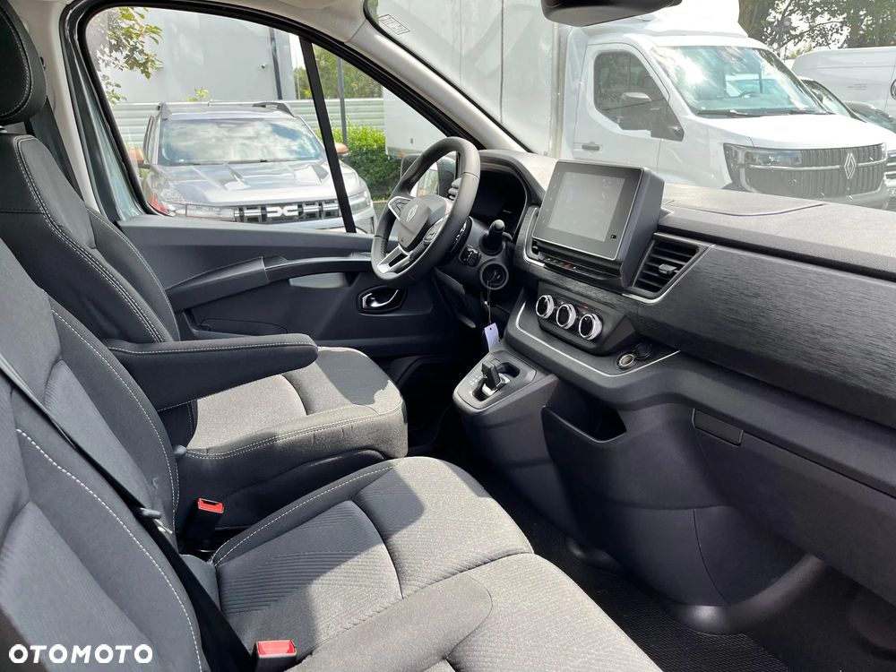 Renault Trafic - 19