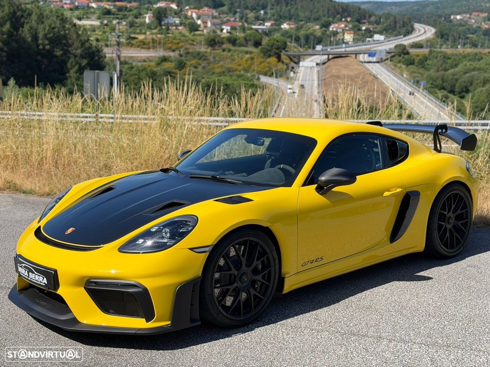 Porsche 718 Cayman GT4 RS - 10