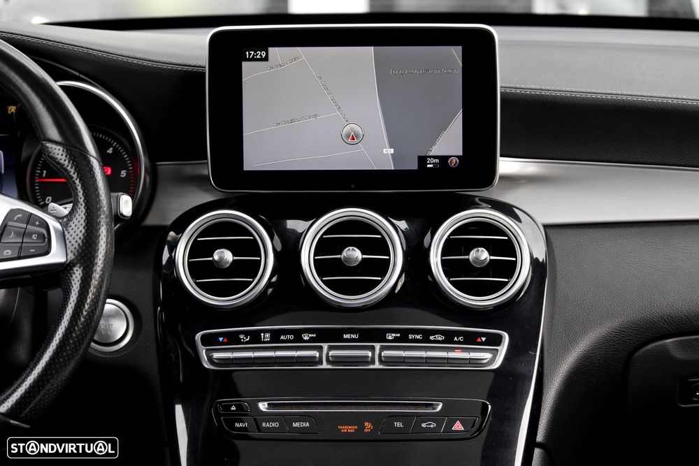 Mercedes-Benz GLC 250 d AMG Line 4-Matic - 29