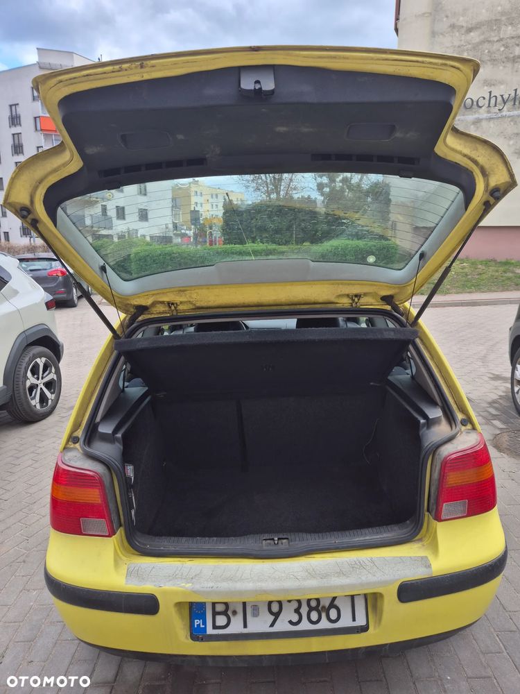 Volkswagen Golf 1.9 TDI Basis - 21