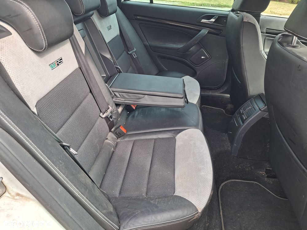 Skoda Octavia 2.0 TSI DSG RS - 14