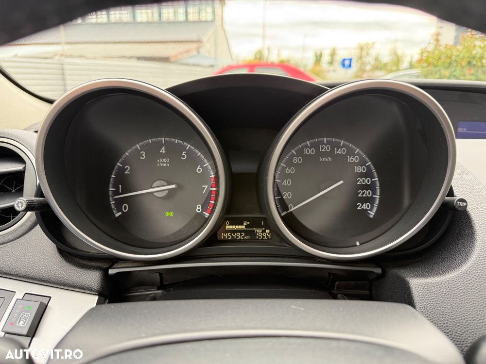 Mazda 3 - 10